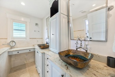 Nestled just one block from the sugar-white sands of Destin's - photo 31