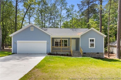 Enjoy easy living in this single-story, 1,754 sq ft - photo 1