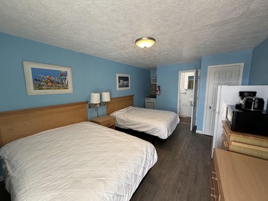The Surf Comber Motel has been a favorite destination for - photo 6