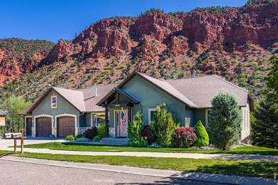 Luxury riverfront home on the Roaring Fork River in Glenwood - photo 1