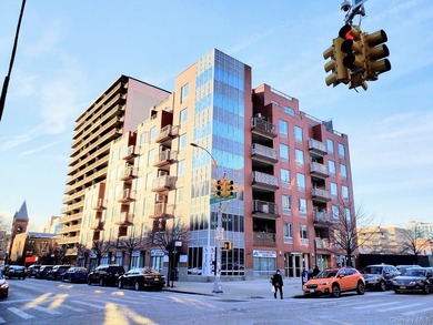 2200 Sqft Ground Floor Commercial Condominium. Prime Downtown - photo 3
