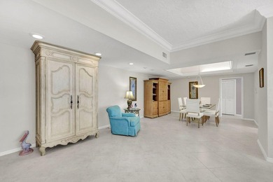 Rarely available penthouse in the sky with southwest facing - photo 8