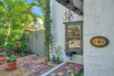 Step into Casa las Flores, an exquisite 1925 sanctuary that - photo 4