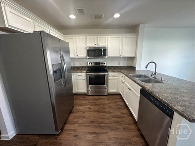 Priced to sell, this exceptional 3-bedroom, 2-bath home offers - photo 9