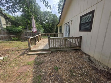 This is a Super-cute home with 2-bedrooms and 1 and a half - photo 16
