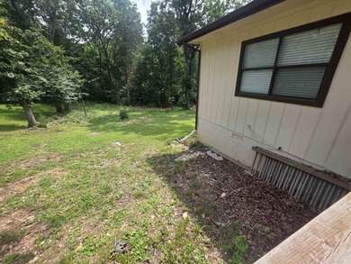 This is a Super-cute home with 2-bedrooms and 1 and a half - photo 17