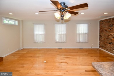 Peaceful Country Home ..SUPER SIZED!! Brick front Split Foyer - photo 21