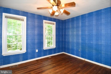 Peaceful Country Home ..SUPER SIZED!! Brick front Split Foyer - photo 30