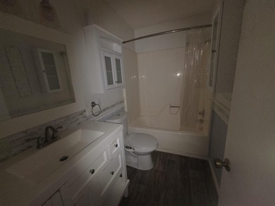 This is a Super-cute home with 2-bedrooms and 1 and a half - photo 32