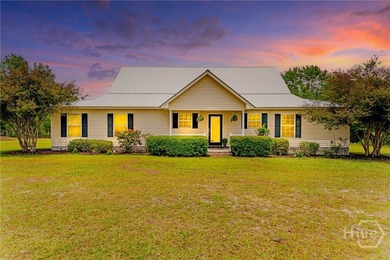 Experience the freedom of country living on 6.4 beautiful acres - photo 3
