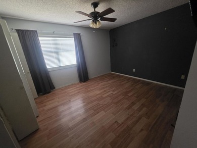 This is a Super-cute home with 2-bedrooms and 1 and a half - photo 34