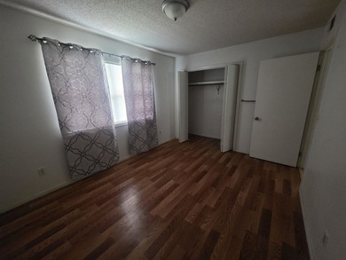 This is a Super-cute home with 2-bedrooms and 1 and a half - photo 39