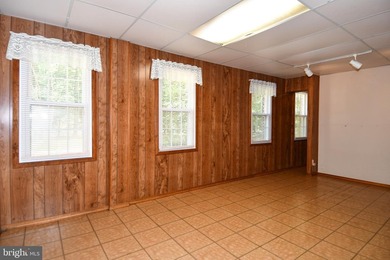 Peaceful Country Home ..SUPER SIZED!! Brick front Split Foyer - photo 39