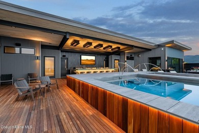 Presenting one of the most exceptional and highly upgraded - photo 41