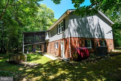Peaceful Country Home ..SUPER SIZED!! Brick front Split Foyer - photo 44