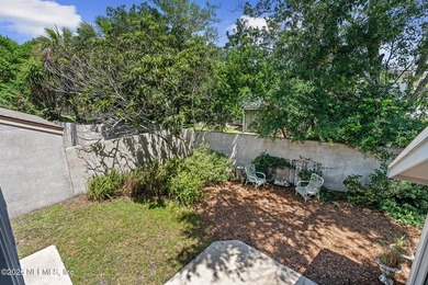 2445 Lorraine Court N is a 1,186 sq ft, 3 full bedroom, 3 full - photo 50