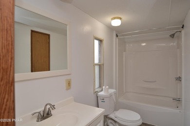 AFFORDABLE ESCAPE AT BEAUTIFUL LAKE WALLENPAUPACK! ONE LEVEL - photo 10