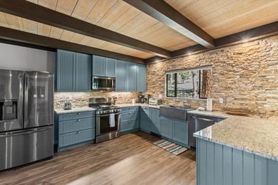 Beautifully renovated and thoughtfully designed, this Kings - photo 4