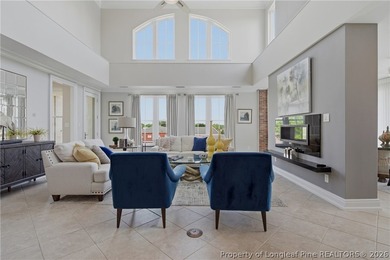 Experience luxury living in this extraordinary downtown - photo 7