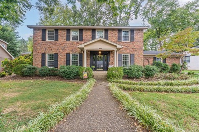 (private lake, pond, creek) Home For Sale in Bowling Green Kentucky