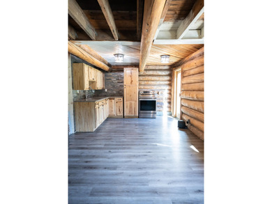 Additional listing photo 4