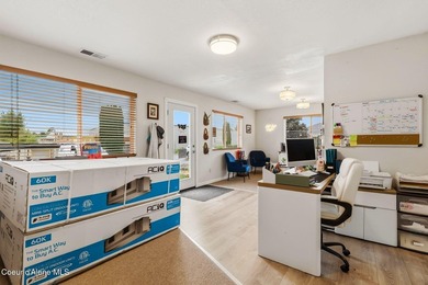 Excellent mixed-use investment opportunity featuring a - photo 14