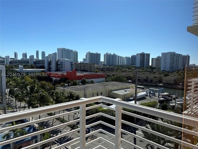 Beautiful 1 bedroom 1 bath for sale at Venture East! Tons of - photo 14