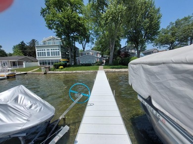 Perfect lakefront location on Eagle Lake in Edwardsburg! This - photo 17