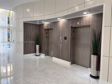 Beautiful 1 bedroom 1 bath for sale at Venture East! Tons of - photo 18