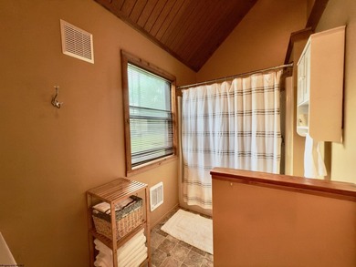 This small pedestal home has many improvements. 2023- new roof - photo 8