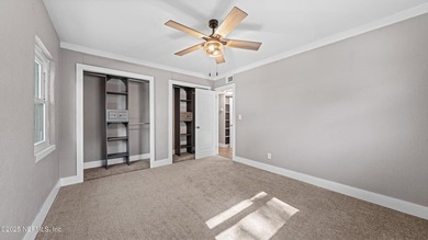 Beautifully renovated 3-bedroom, 2-bath home in the Arlington - photo 20