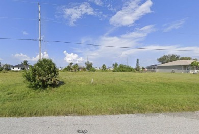 Cape Coral Lakes Area Lot For Sale in Cape Coral Florida