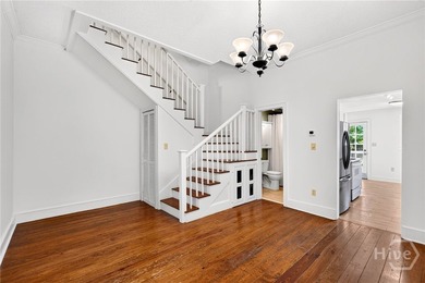 Beautifully renovated 1900s historic townhouse in the highly - photo 5