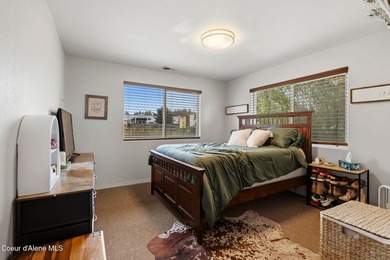 Excellent mixed-use investment opportunity featuring a - photo 30