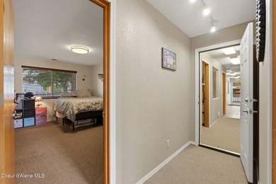 Excellent mixed-use investment opportunity featuring a - photo 31