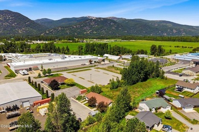 Excellent mixed-use investment opportunity featuring a - photo 34