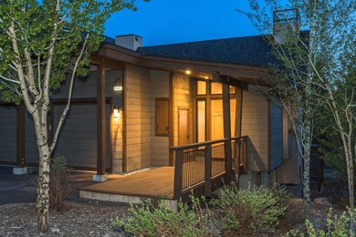 The ultimate mountain retreat with breathtaking views awaits in - photo 1