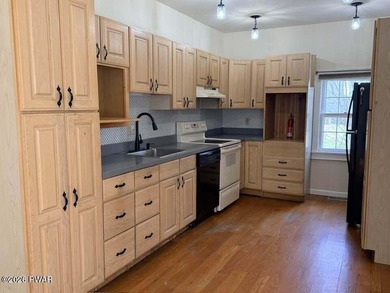 Two Homes on 2.18 Acres - A Rare and Versatile - photo 8