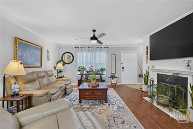 Nestled in one of Savannah's most sought-after gated waterfront - photo 8
