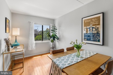 Welcome to 200 Lombard Street, Unit 528 at Abbotts Square, a - photo 11