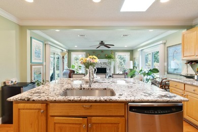 You will fall in love with this well-maintained home in Kenwood - photo 15