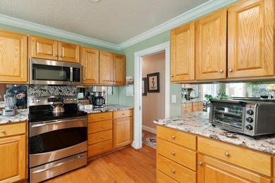 You will fall in love with this well-maintained home in Kenwood - photo 16