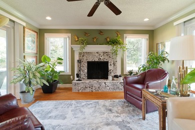 You will fall in love with this well-maintained home in Kenwood - photo 22