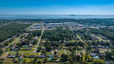 Discover an exceptional opportunity in the heart of Gulf Breeze! - photo 26