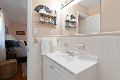 You will fall in love with this well-maintained home in Kenwood - photo 27