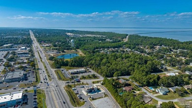 Discover an exceptional opportunity in the heart of Gulf Breeze! - photo 27