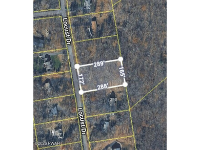 Located in the desirable Pocono Woodland Lakes community just - photo 1