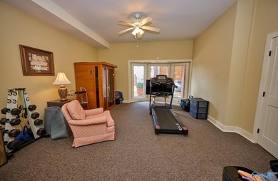 New Price! This gorgeous Southern Estate blends elegance with - photo 42