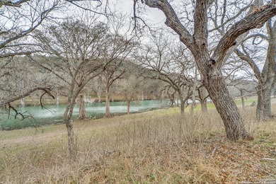 This astounding property has over 1,000 feet of River front - photo 43