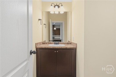 Offering space, thoughtful updates, and everyday convenience - photo 7